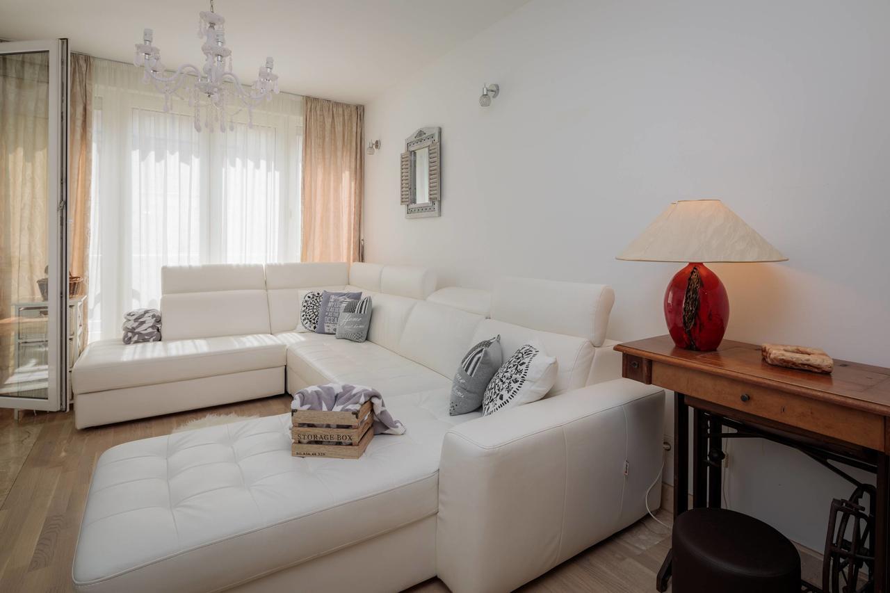 Shabby Apartment Leni Сплит Экстерьер фото